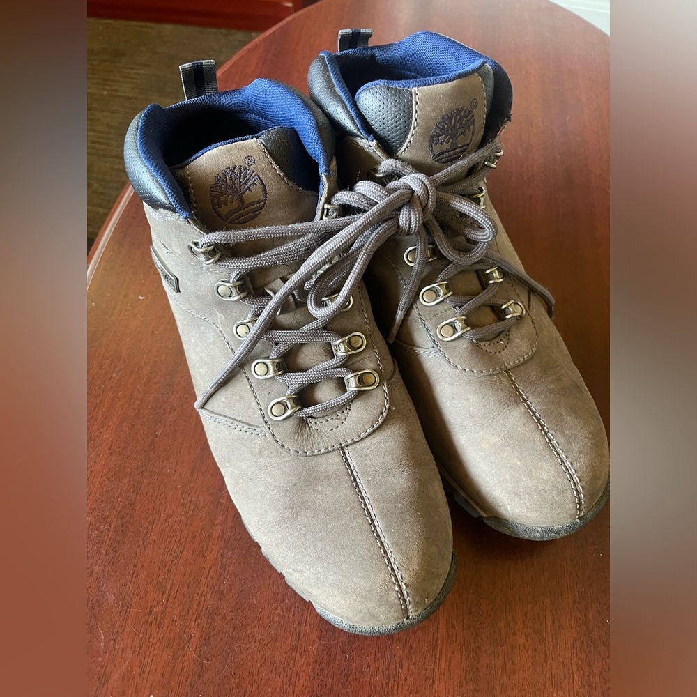 Timberland Gray Leather Hiking Boots for Men Size 9